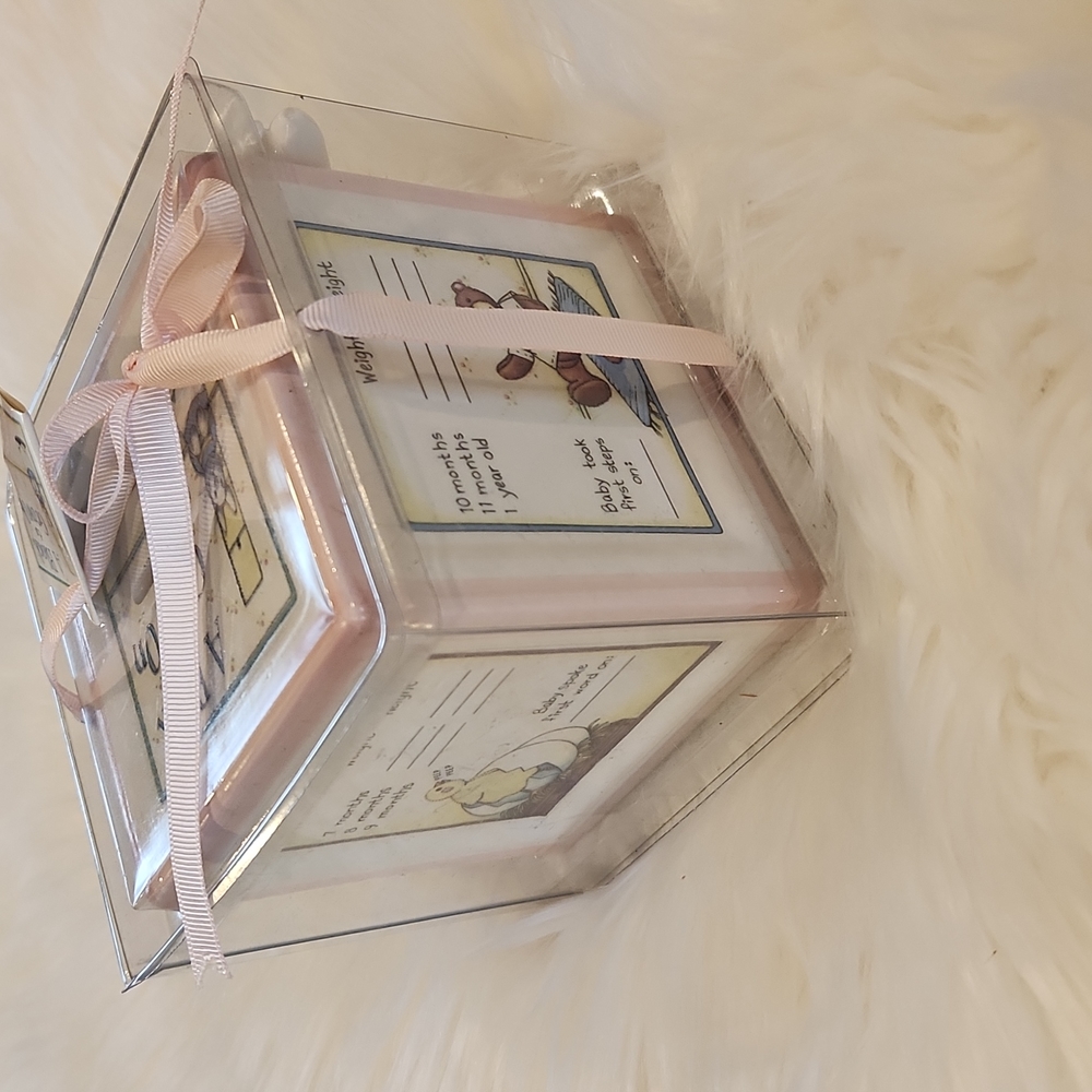 Baby keepsake piggy bank - Picture 3 of 5